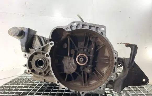 Hyundai Tucson JM Manual 5 speed gearbox 