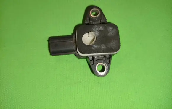 Audi A4 S4 B6 8E 8H Airbag deployment crash/impact sensor 8P0955557 011716 020306