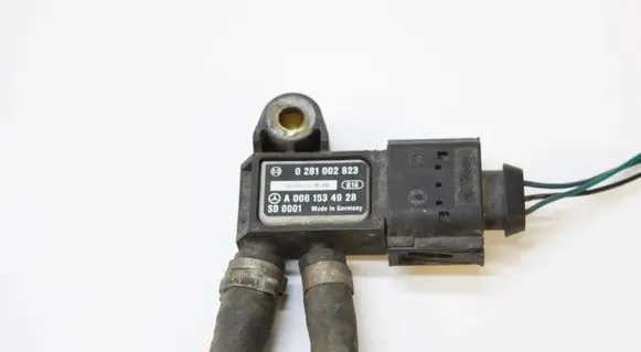 Mercedes-Benz GL X164 Exhaust gas pressure sensor 0281002823 A0061534928