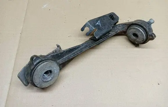 Renault Trafic II (X83) Front lower control arm/wishbone