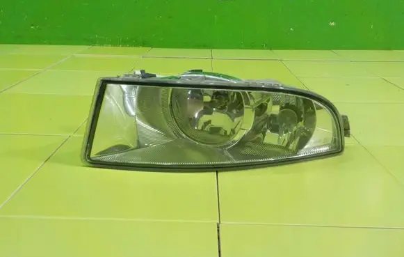 Skoda Octavia Mk2 (1Z) Front fog light 1Z0941701C ZP20