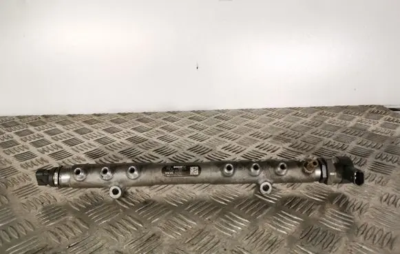 Volvo XC90 Fuel main line pipe 0445215023