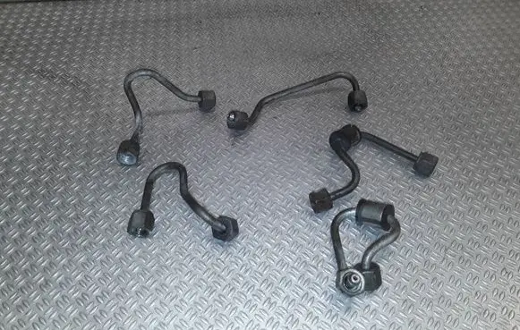 Ford Galaxy Fuel injector supply line/pipe 