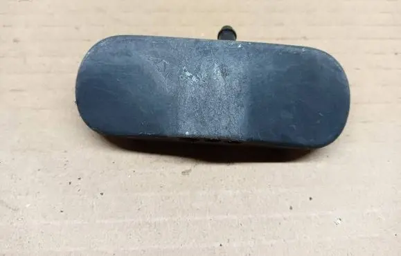 Windshield washer spray nozzle