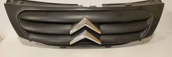 Citroen C3 Front bumper upper radiator grill 