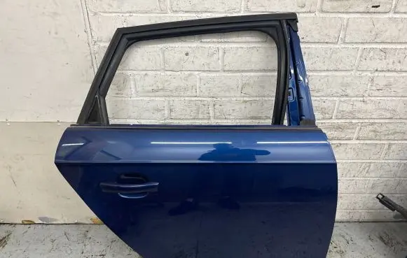 Audi A3 S3 8V Rear door