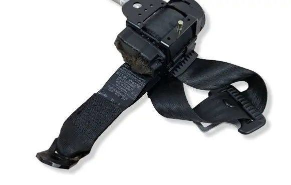 Volvo S40 Rear seatbelt 30661790