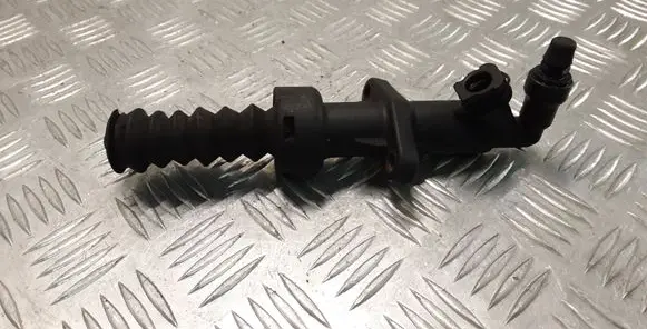 Peugeot 307 Clutch slave cylinder 