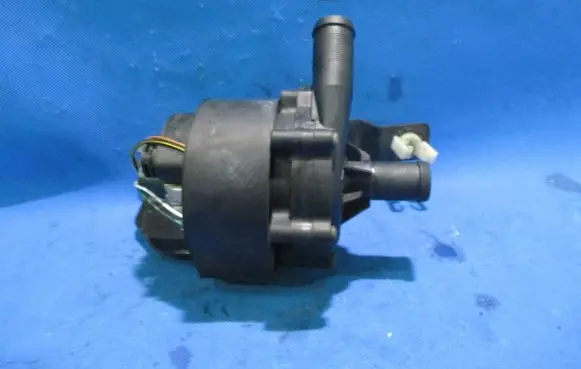 Nissan Qashqai Water pump