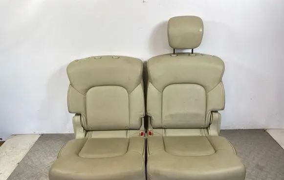 Infiniti QX80 Third row seats 