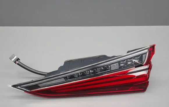Lexus ES VII XZ10 Tailgate rear/tail lights 