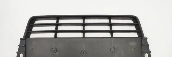 Ford Focus Front bumper lower grill BM5117K945A
