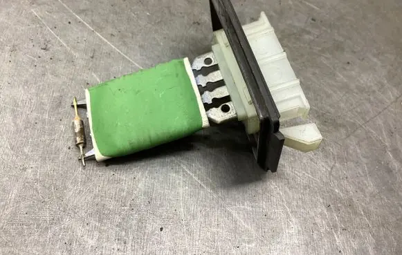Mini One - Cooper R50 - 53 Heater blower motor/fan resistor W964260N