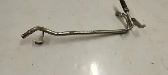 Coolant pipe/hose