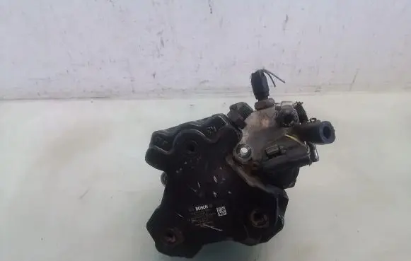 Mitsubishi Colt Fuel injection high pressure pump A6400700701