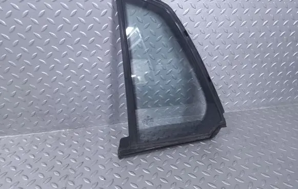 Volkswagen Phaeton Rear side window 3D4839431CGB41