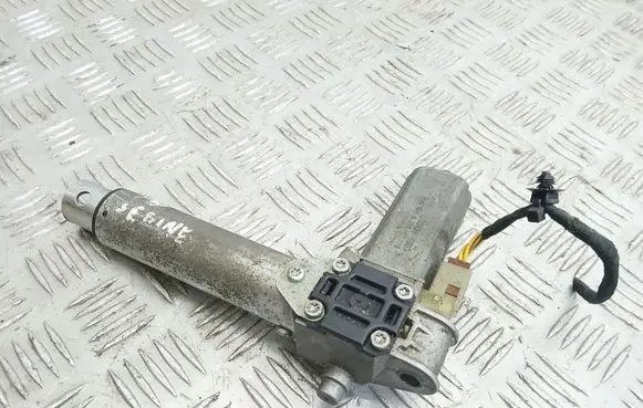 BMW 7 E65 E66 Seat adjustment motor 8320447