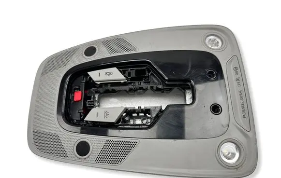 Audi S5 Front seat light 8W0947135