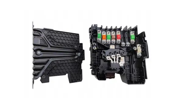 Peugeot 3008 I Battery control module 9675349880