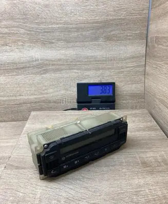 Volkswagen PASSAT B5 Climate control unit 3B1907044B 5HB007617