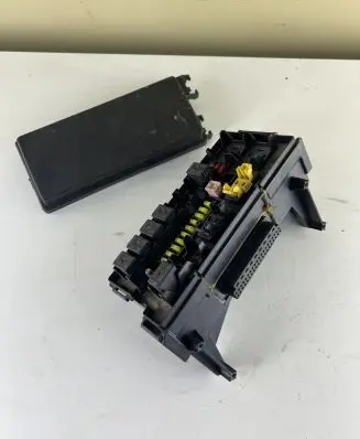 Jeep Grand Cherokee (WK) Fuse module 04692087AB