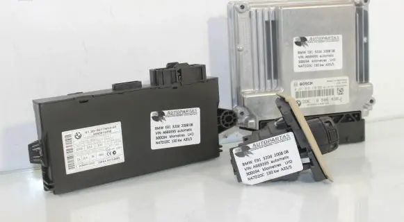 BMW 3 E90 E91 Engine ECU kit and lock set 8506438 913201200808 030510636