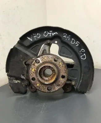 Volvo V70 Front wheel hub