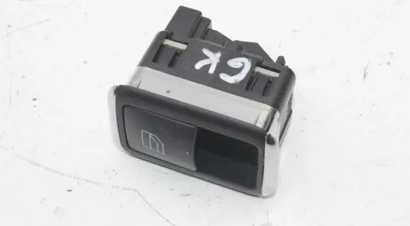 Mercedes-Benz C W204 Electric window control switch A2048707358