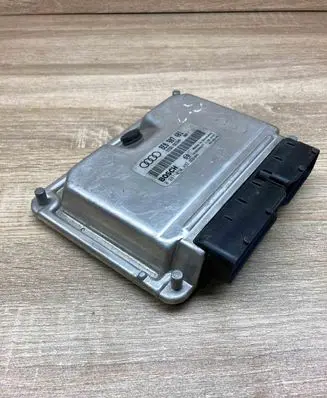 Audi A6 S6 C5 4B Engine control unit/module ECU 8E0907401 0281010492