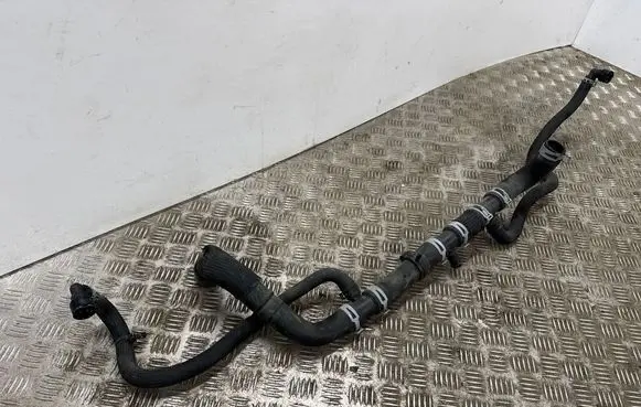 Chevrolet Camaro Engine coolant pipe/hose 84134905 84698722