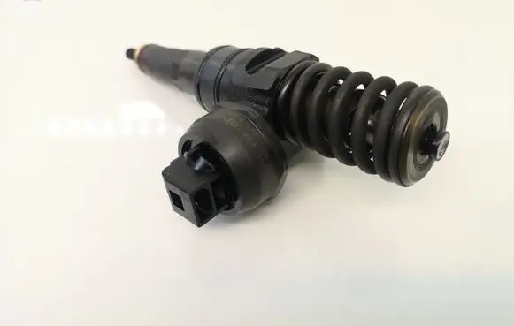 Skoda Superb B6 (3T) Fuel injector 038130073BQ 0414720312