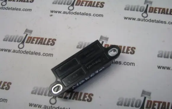 Mercedes-Benz E W211 Airbag deployment crash/impact sensor A0038200726
