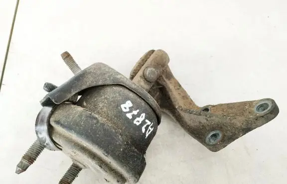 Ford Escort Engine mount bracket