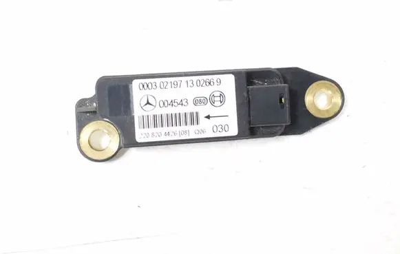 Mercedes-Benz S W220 Airbag deployment crash/impact sensor A2208204426