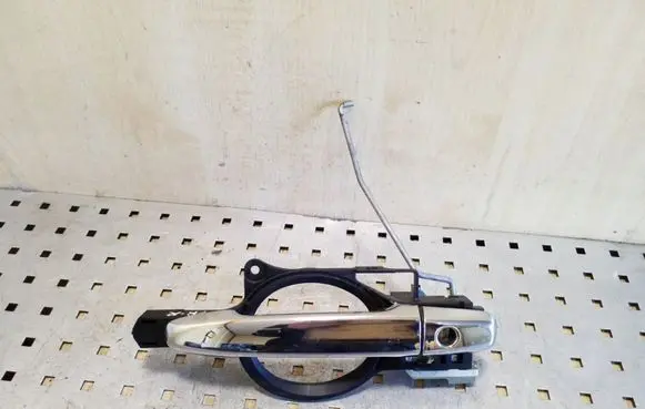 Mitsubishi Outlander Front door exterior handle