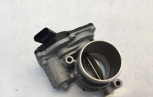 Hyundai i20 (BC3 BI3) Throttle valve 3515007200