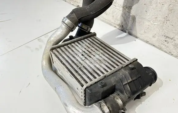 Audi A6 S6 C6 4F Intercooler radiator 4F0145805AF
