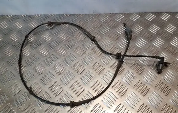 Nissan Primera ABS brake wheel speed sensor 47911AV700