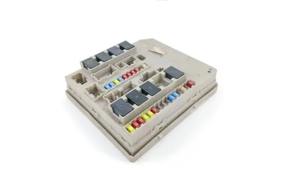 Renault Clio III Fuse module 902663A