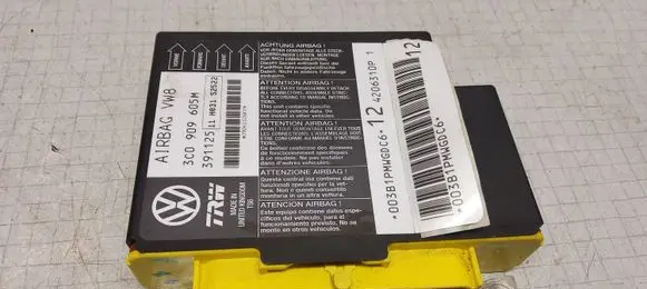 Volkswagen PASSAT B6 Airbag control unit/module 3C0909605M 391125