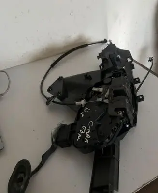 Ford Focus C-MAX Front door lock 3M5AR21812MP