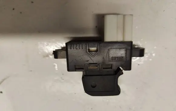 Electric window control switch