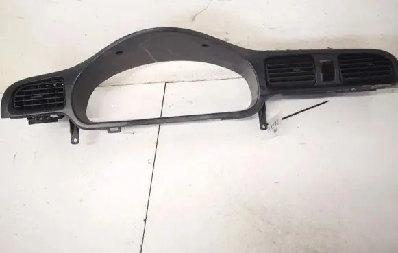 Subaru Legacy Dashboard trim