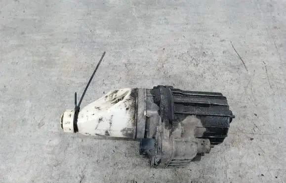 Opel Astra H Power steering pump 13188613