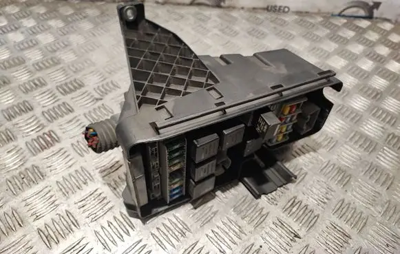 Volvo XC90 Fuse module 30797010