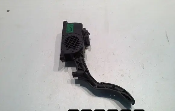 Volkswagen Polo IV 9N3 Accelerator throttle pedal 0280755067