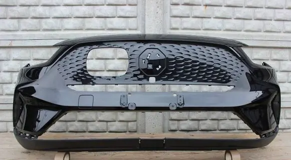 MG ZS Front bumper P11010248