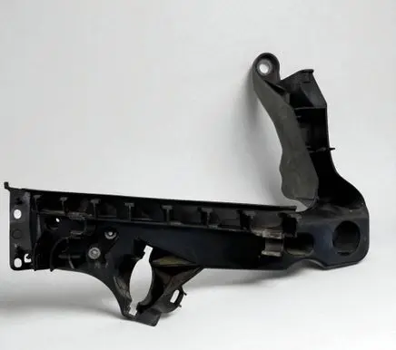 Headlight/headlamp mounting bracket