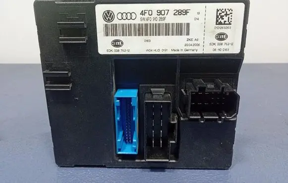 Audi A6 Allroad C6 Comfort/convenience module 4F0907289F