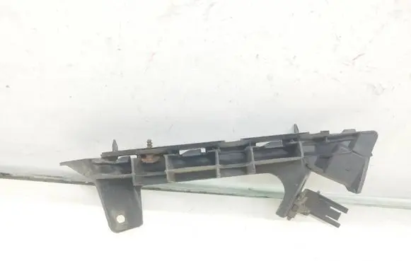 Seat Ibiza IV (6J,6P) Front bumper mounting bracket 6J0807184